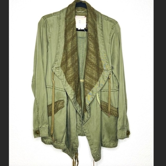 ANTHROPOLOGIE Hei Hei Army Green Oversize Lace Tencel Asymmetrical Jacket Medium - Picture 1 of 11
